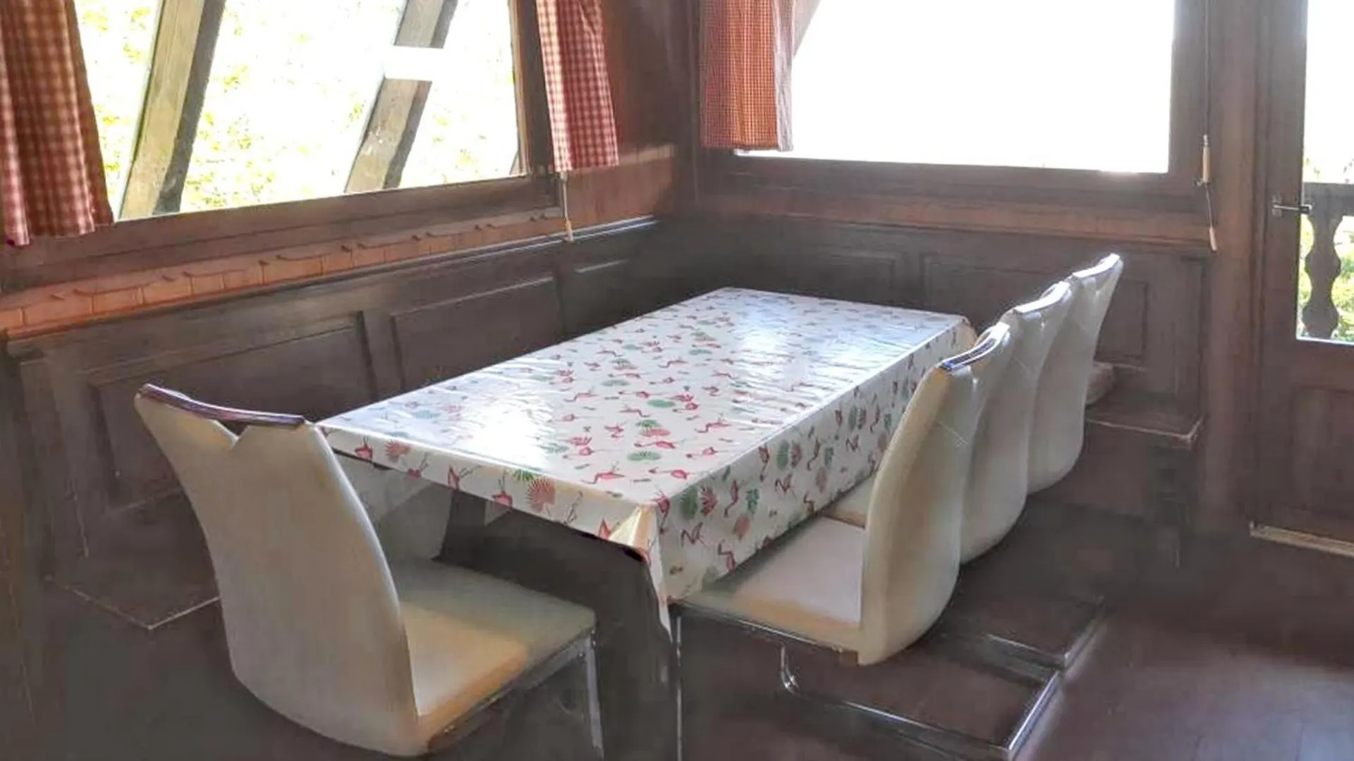 Chalet Authentique A Saint-Lary-Soulan Avec Vue Sur La Montagne