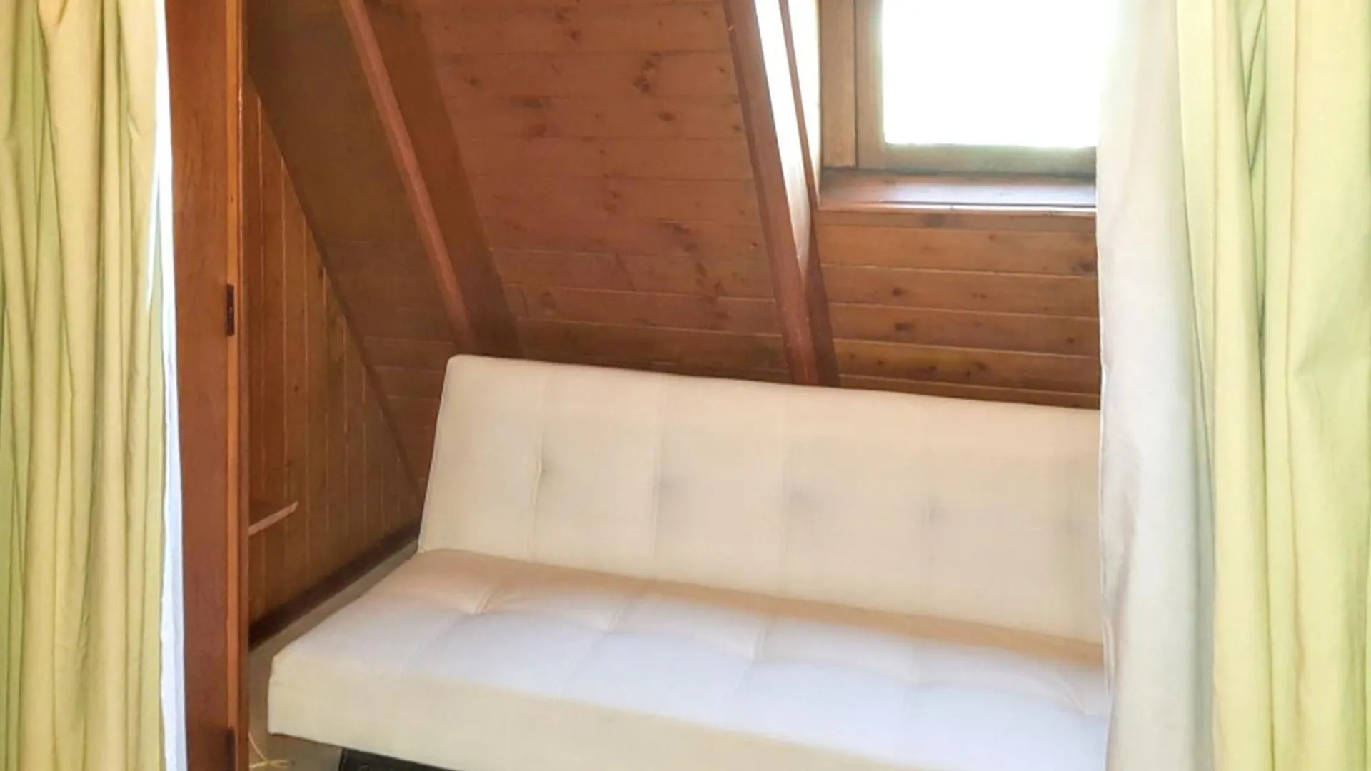Chalet Authentique A Saint-Lary-Soulan Avec Vue Sur La Montagne