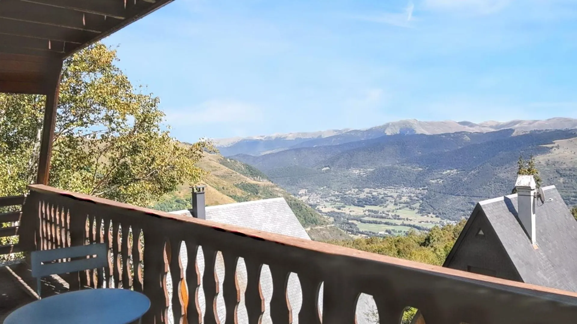 Chalet Authentique A Saint-Lary-Soulan Avec Vue Sur La Montagne